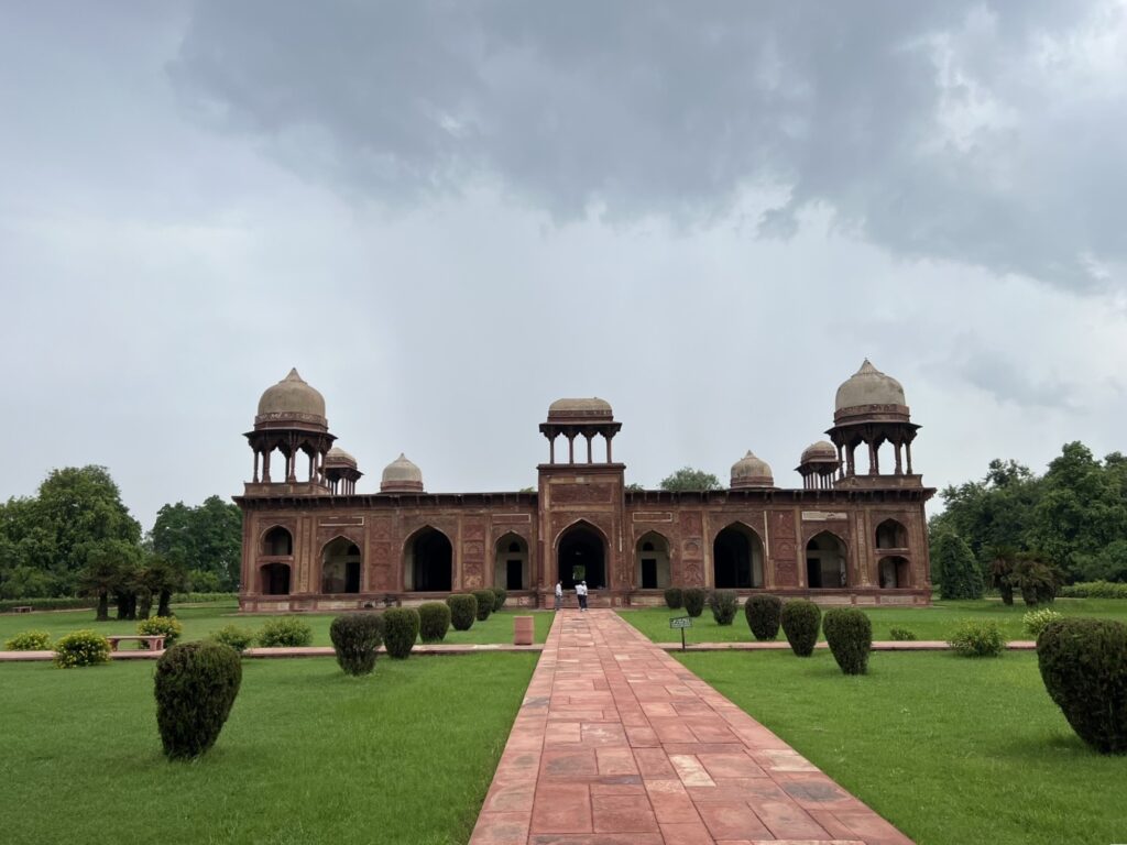 Maryam's tomb at Sikandara in India