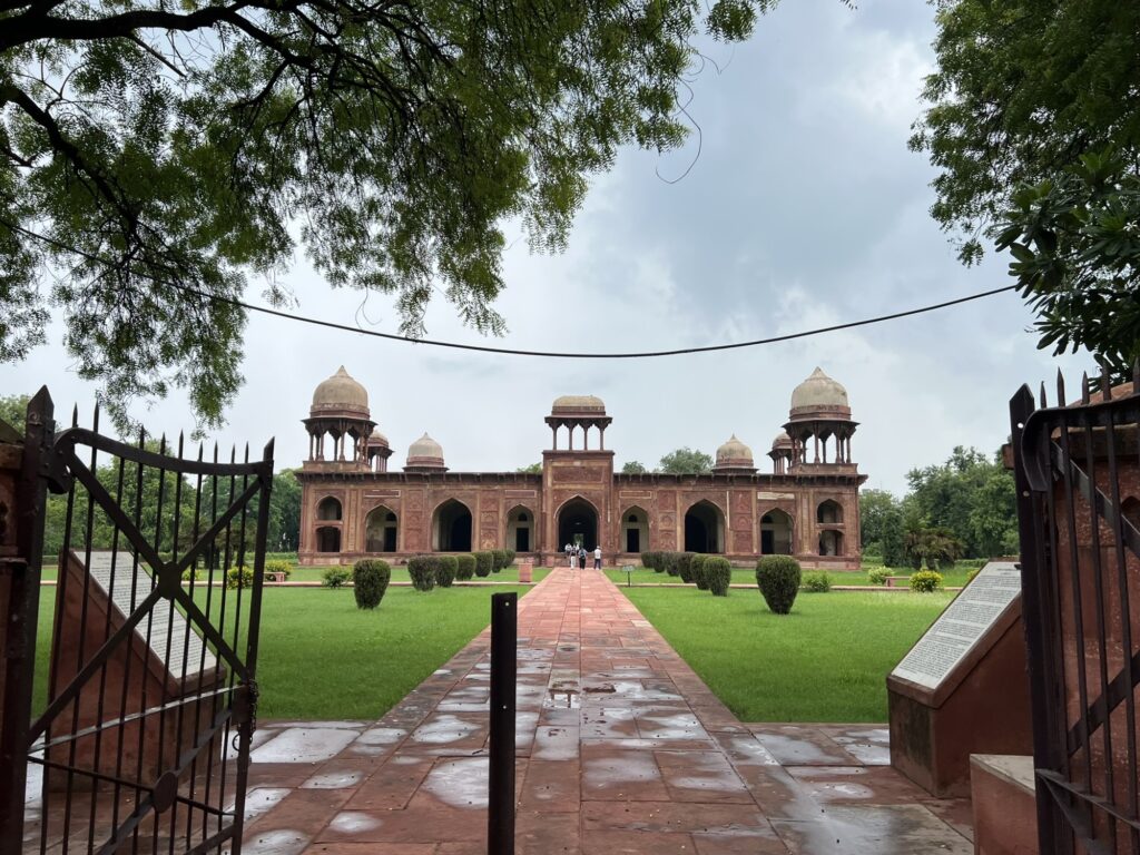 Akbar's wife's tomb at Sikandara