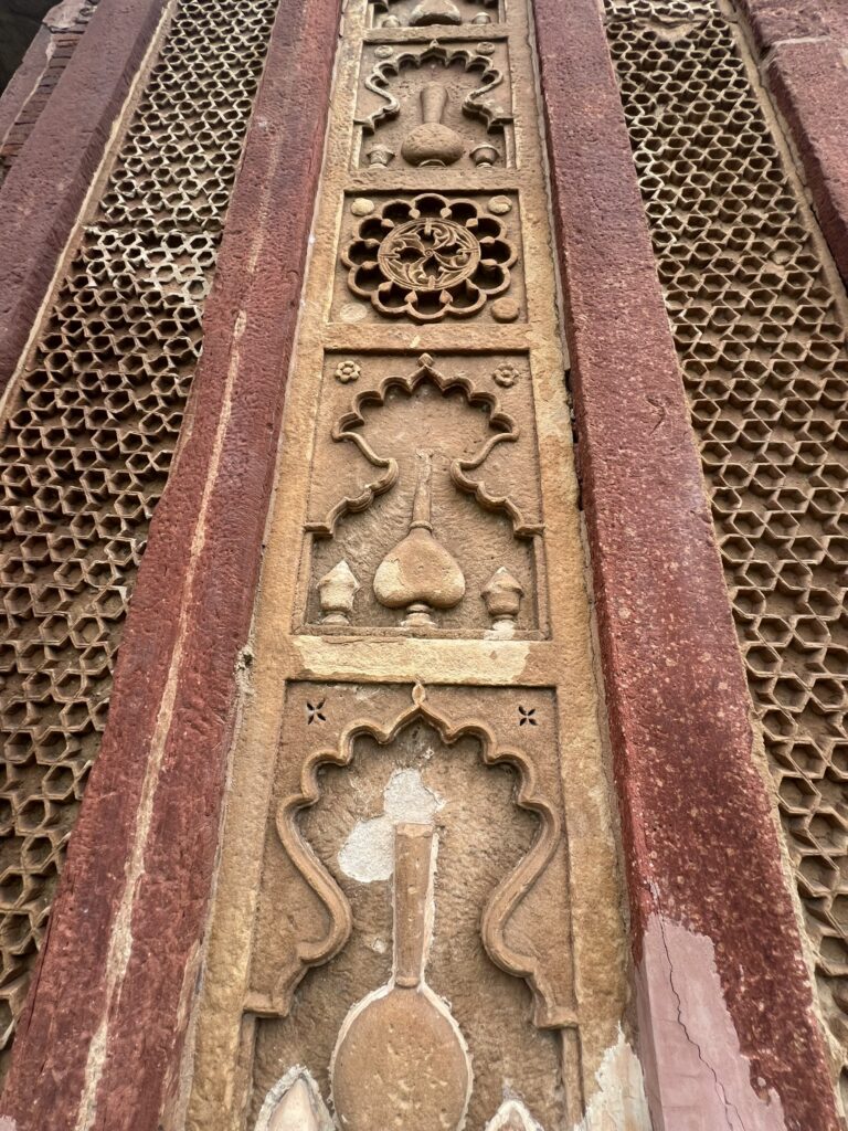 Details on the tomb's walls